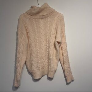 NWOT Fint Japanese Cozy Chunky Cream Cable Knit Turtle Neck Sweater